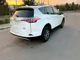 Toyota RAV 4, 2017-6