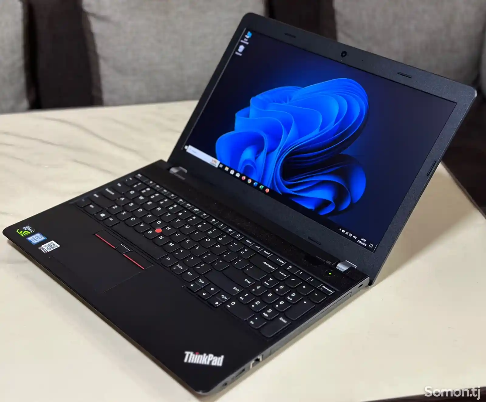 Ноутбук Lenovo Thinkpad Gaming E570 i5-7gen-2