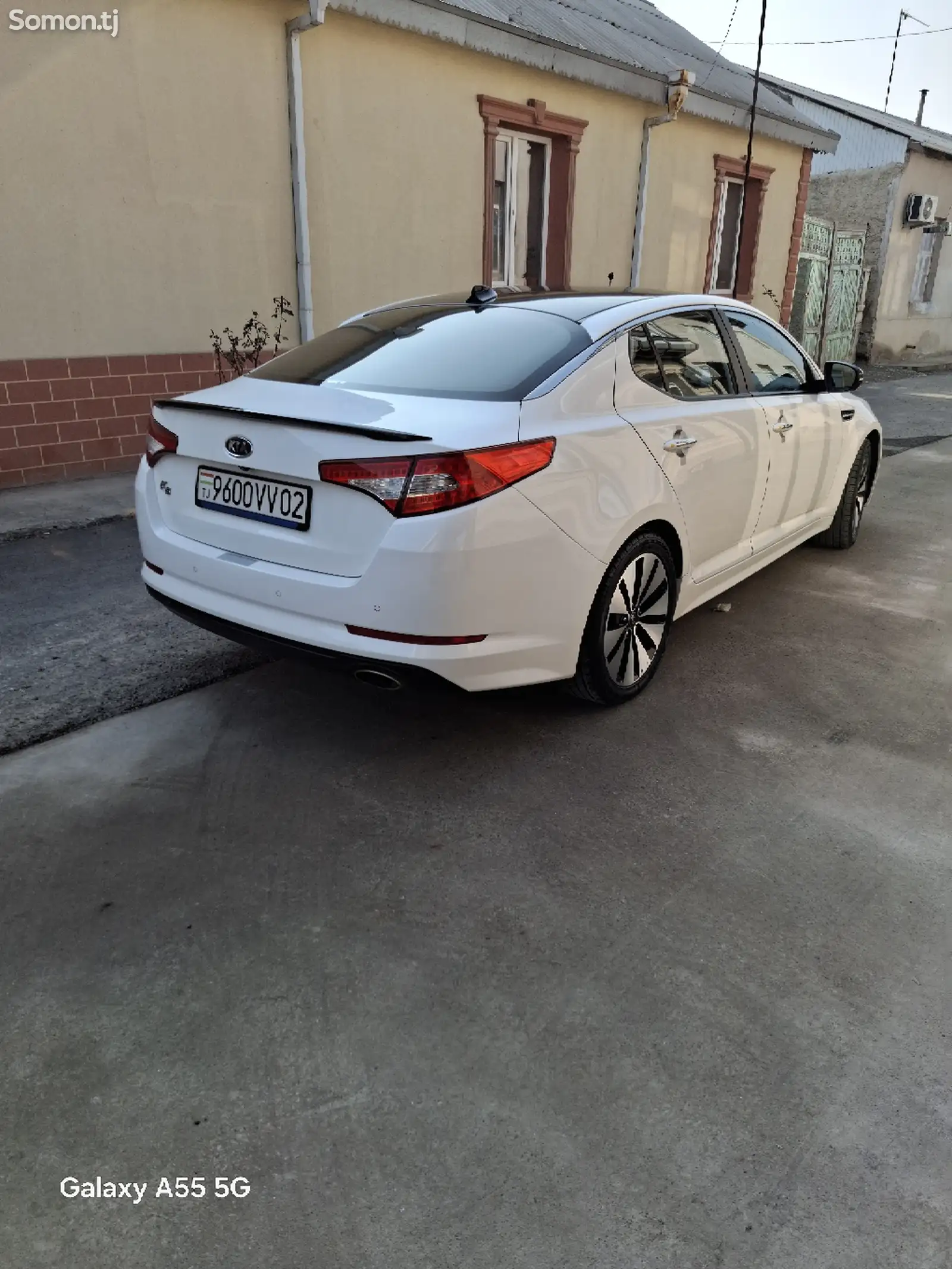 Kia K5, 2011-1