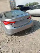 Hyundai Elantra, 2017-4