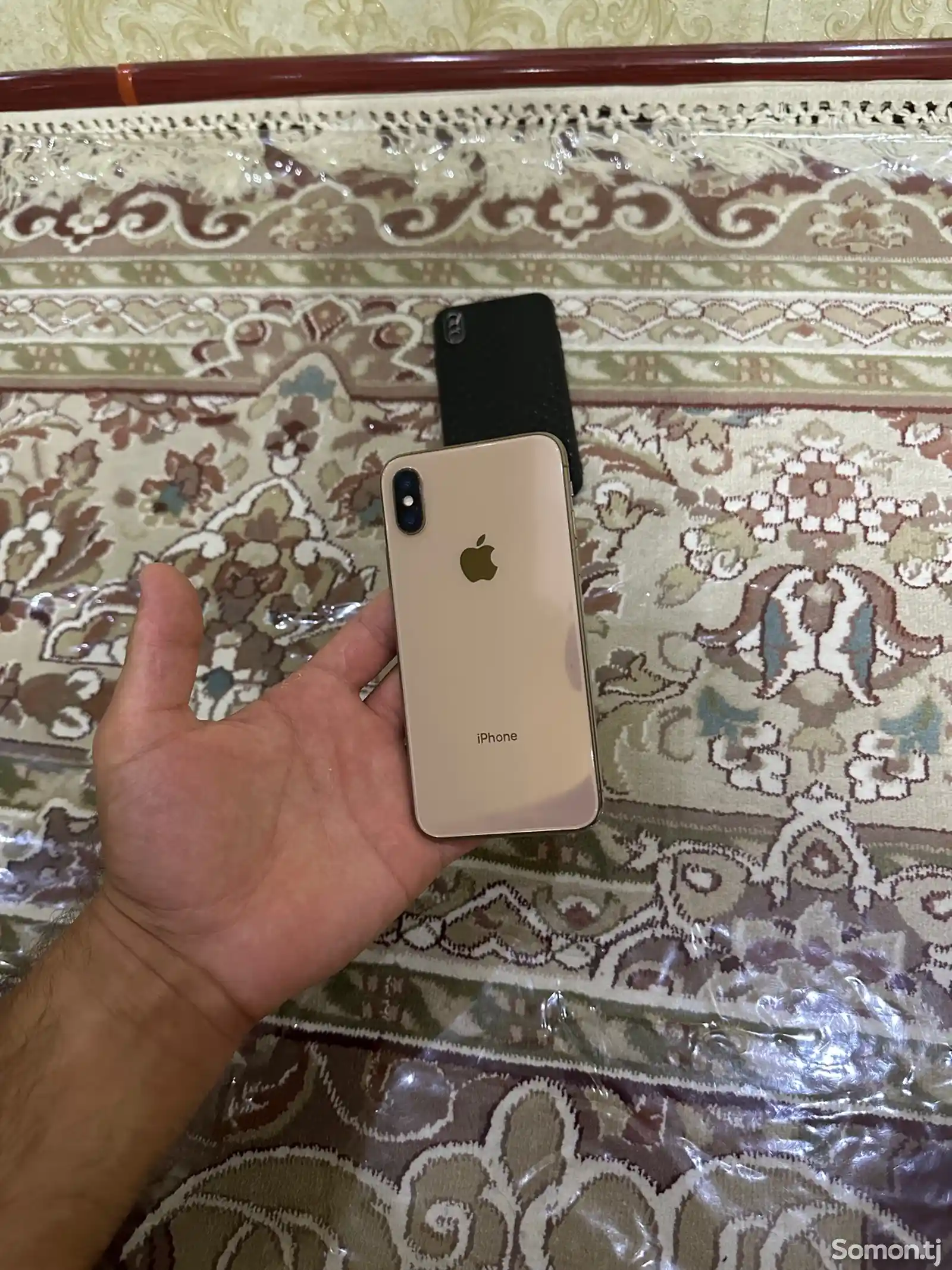 Apple iPhone Xs, 64 gb, Gold-1