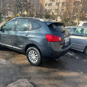 Nissan Rogue, 2015