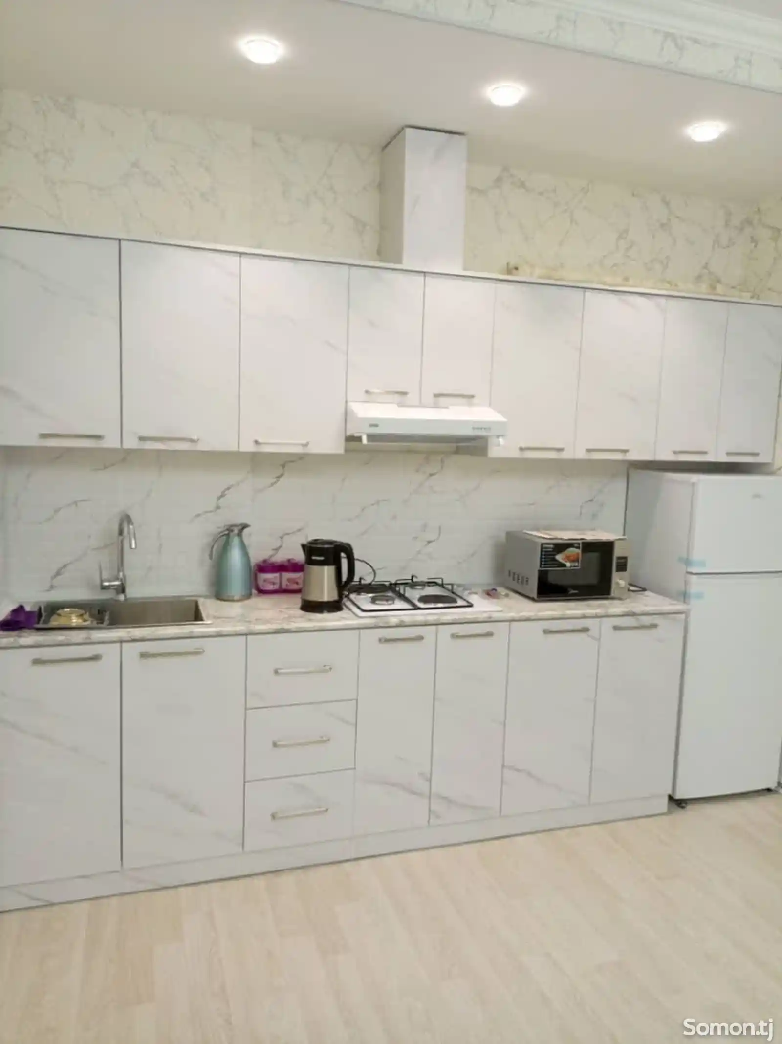 2-комн. квартира, 4 этаж, 60м², 18 мкр-5