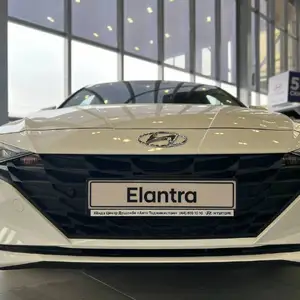 Hyundai Elantra, 2023