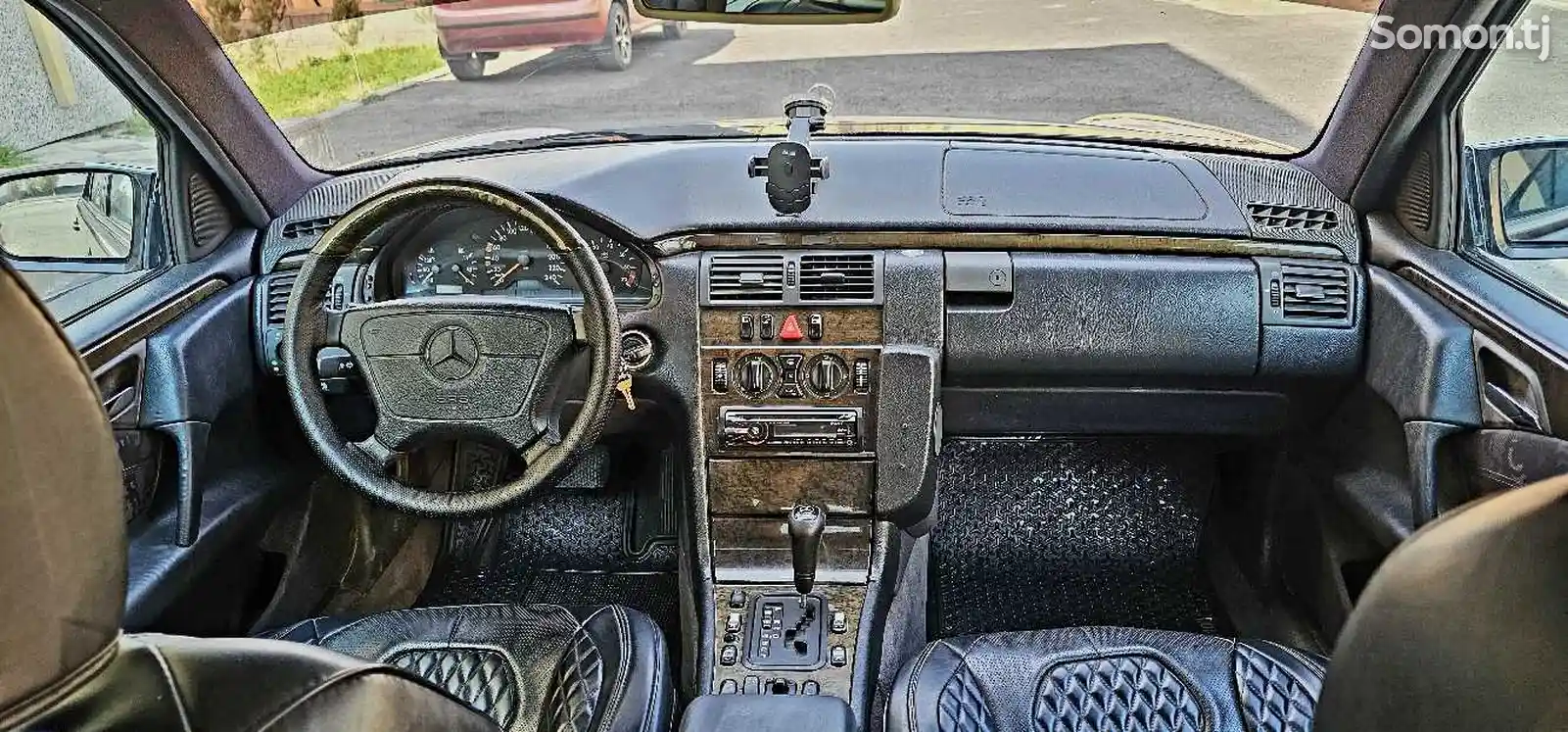 Mercedes-Benz E class, 1998-3