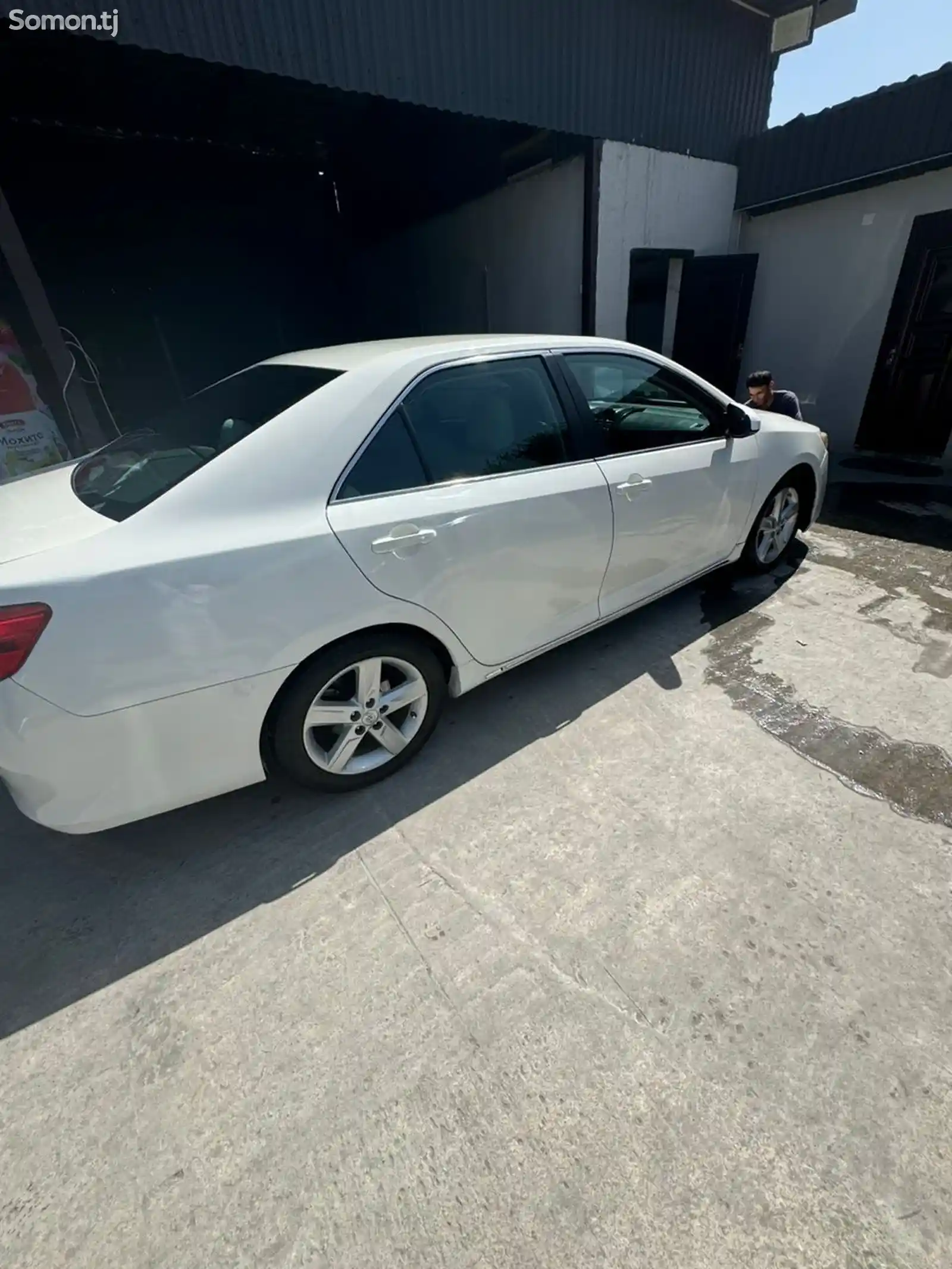 Toyota Camry, 2012-4