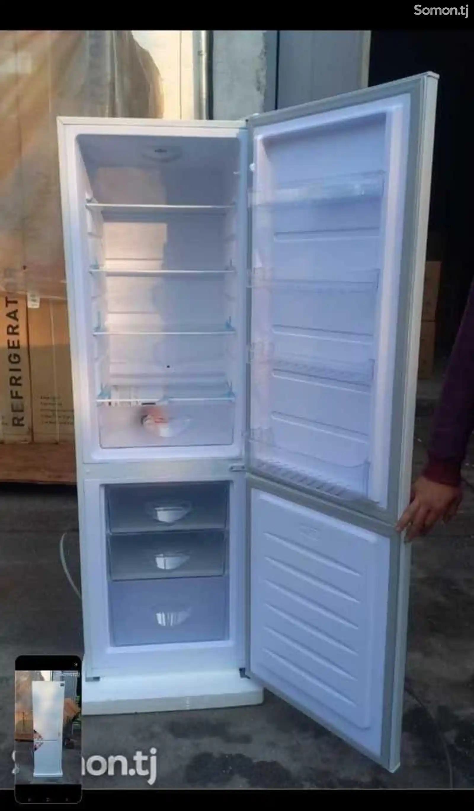 Холодильник Ferre-2