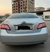 Toyota Camry, 2011-6