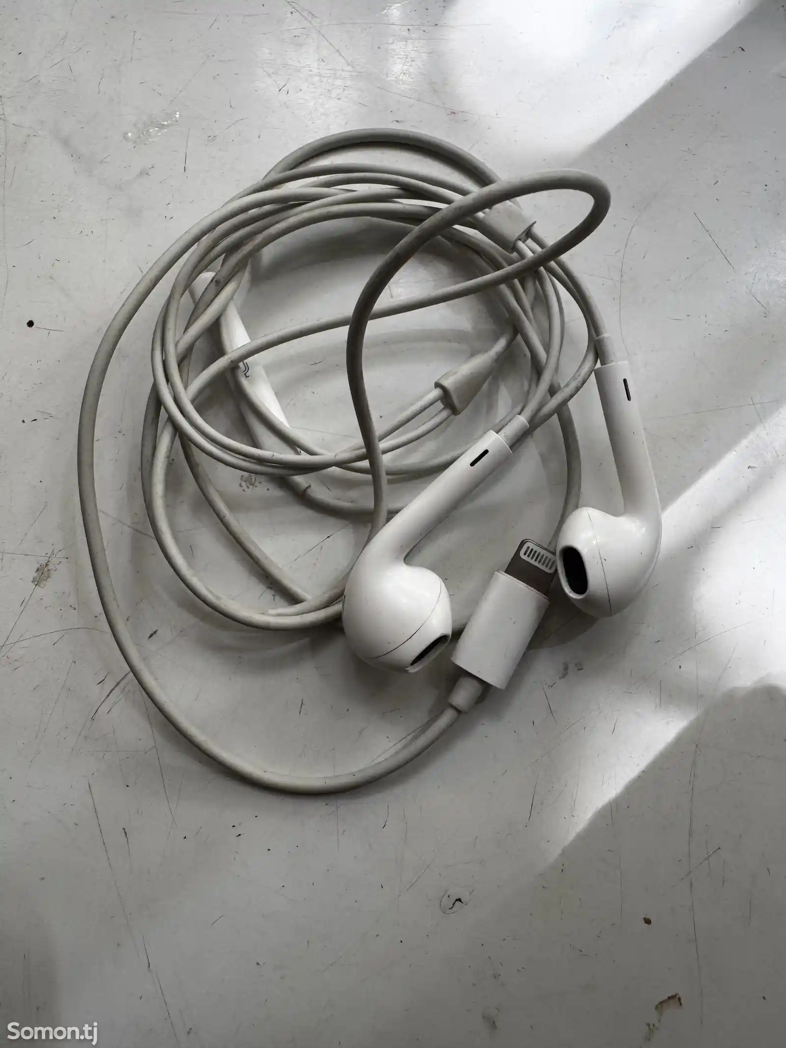 Проводные наушники Apple EarPods-6