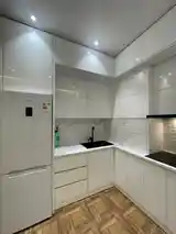 2-комн. квартира, 17 этаж, 60м², Центр, за Парламентом-9