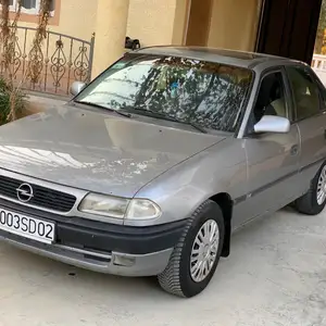 Opel Astra F, 1995