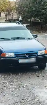 Opel Vectra A, 1992-2