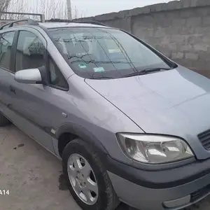 Opel Zafira, 1999