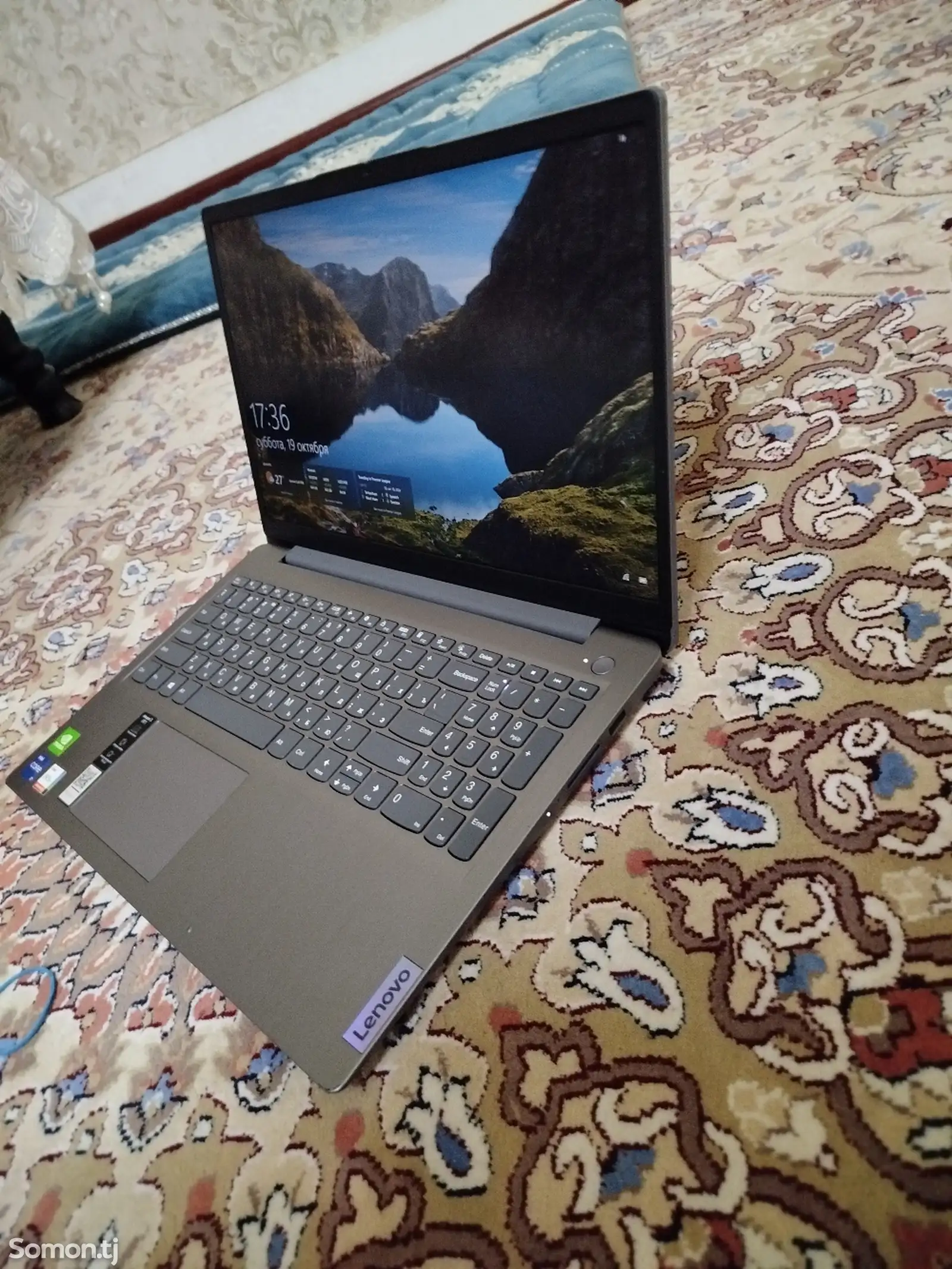 Ноутбук Lenovo 1tb-7