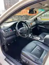 Toyota Camry, 2017-12