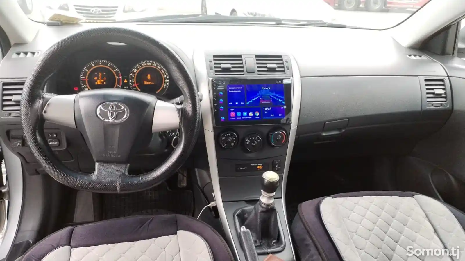 Toyota Corolla, 2011-7