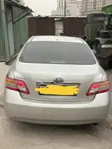 Toyota Camry, 2010-4