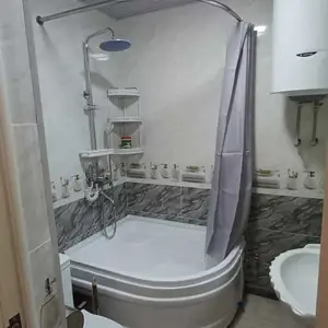 2-комн. квартира, 15 этаж, 44м², Танк