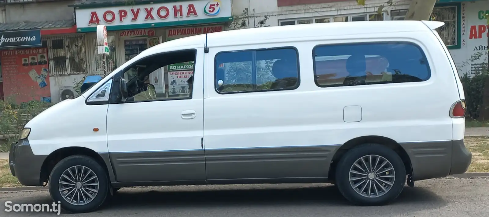 Hyundai Starex, 2002-2