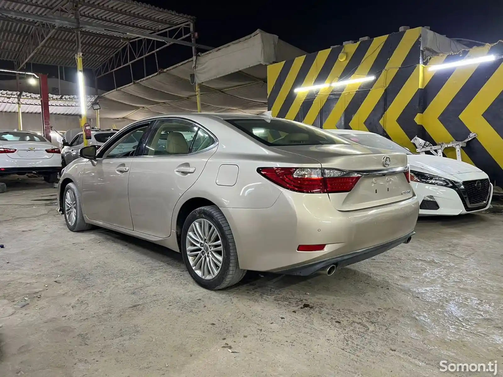 Lexus ES series, 2014-4