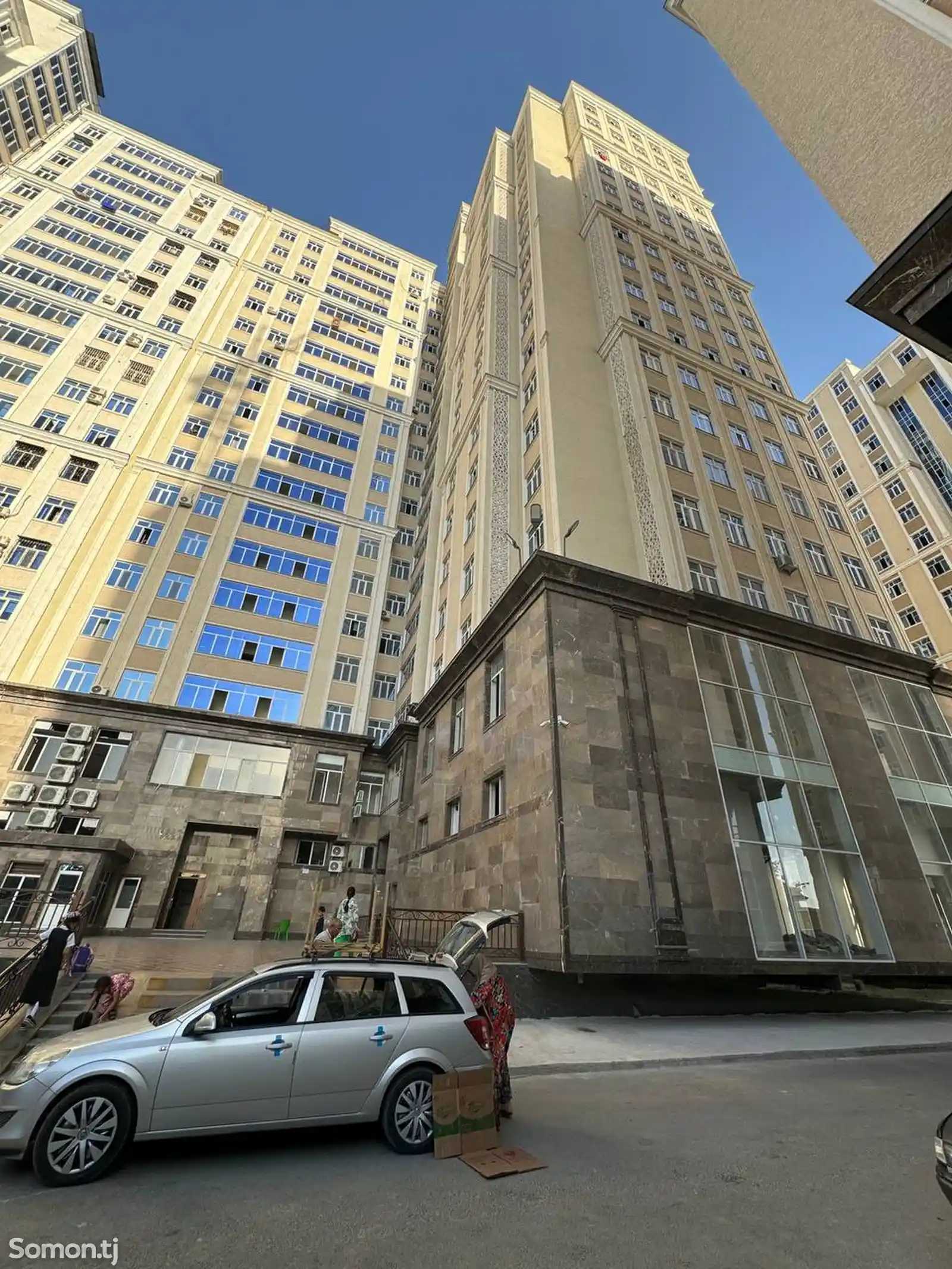 3-комн. квартира, 17 этаж, 120 м², Молодежный Театр-2