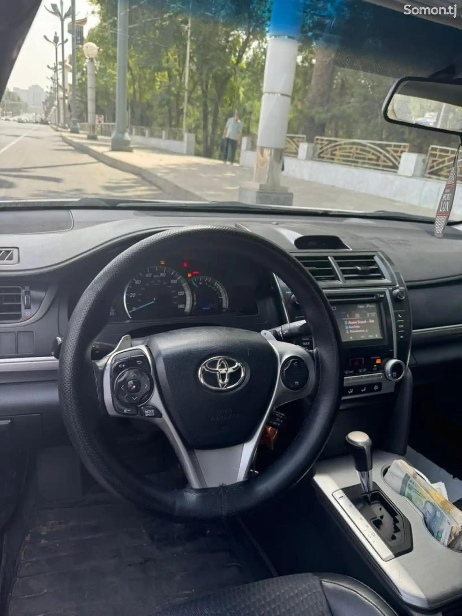 Toyota Camry, 2012-4