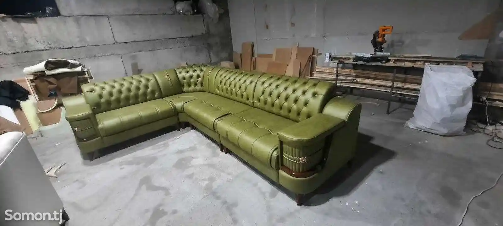 Уголок диван-1