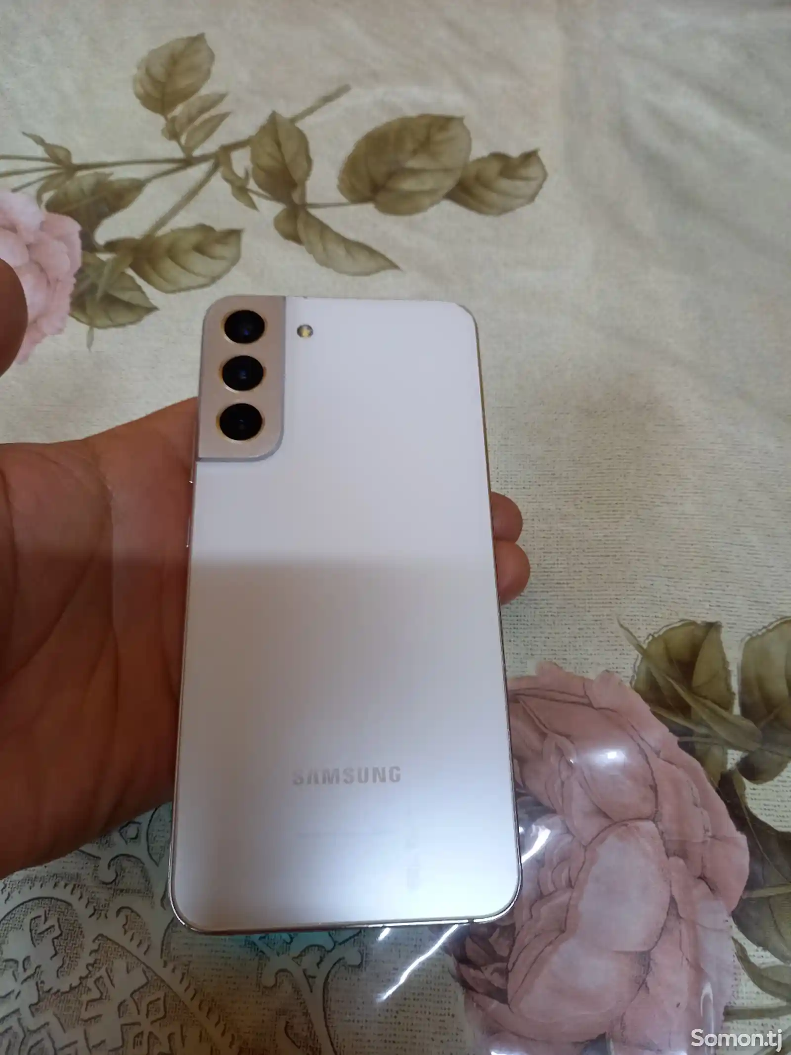 Samsungs Galaxy 22+-5
