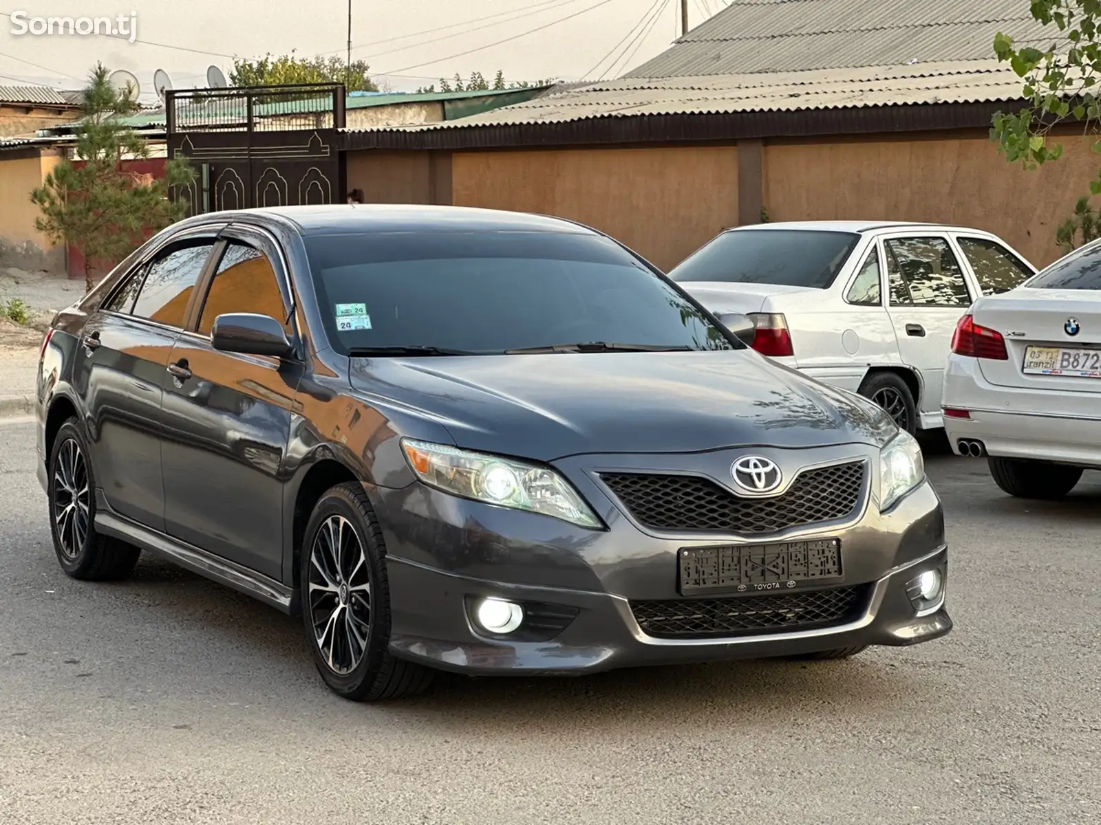 Toyota Camry, 2010-6