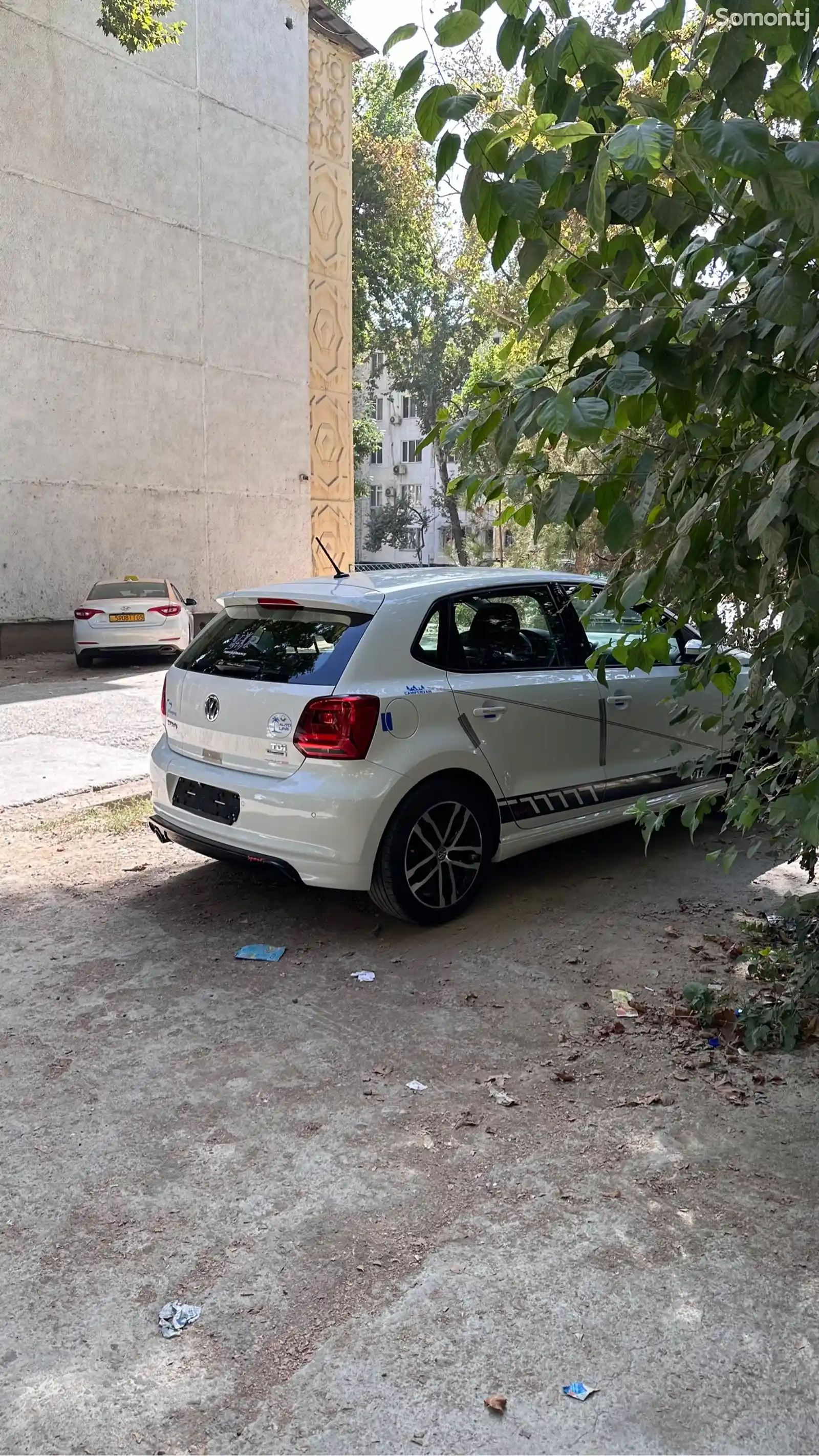 Volkswagen Polo, 2015-4