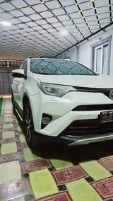 Toyota RAV 4, 2017-2