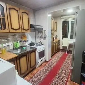 5-комн. квартира, 4 этаж, 100 м², 112мкр