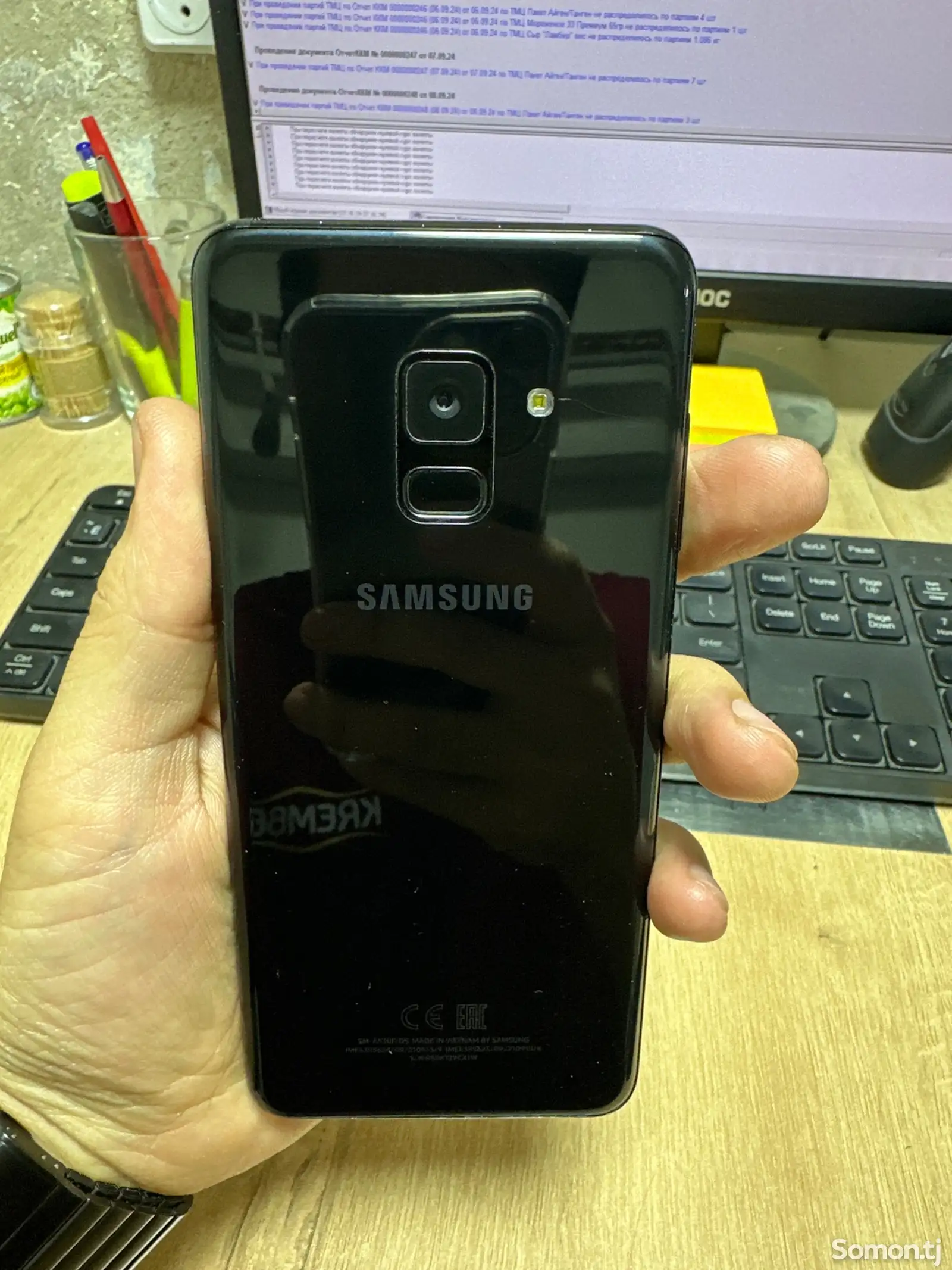 Samsung Galaxy A8 2018 32Gb-3