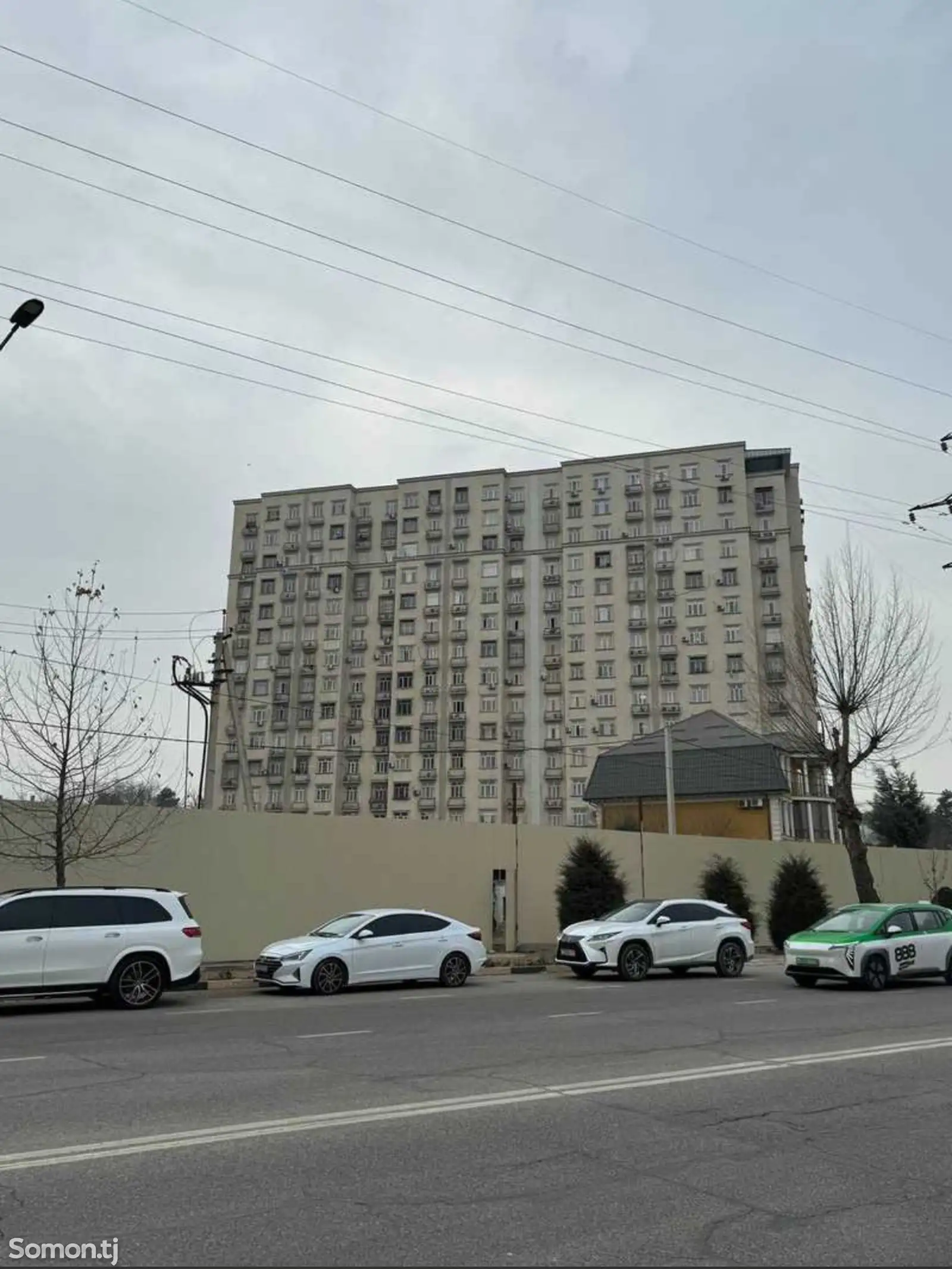 2-комн. квартира, 6 этаж, 68м², Кольцевой, Коленин-1