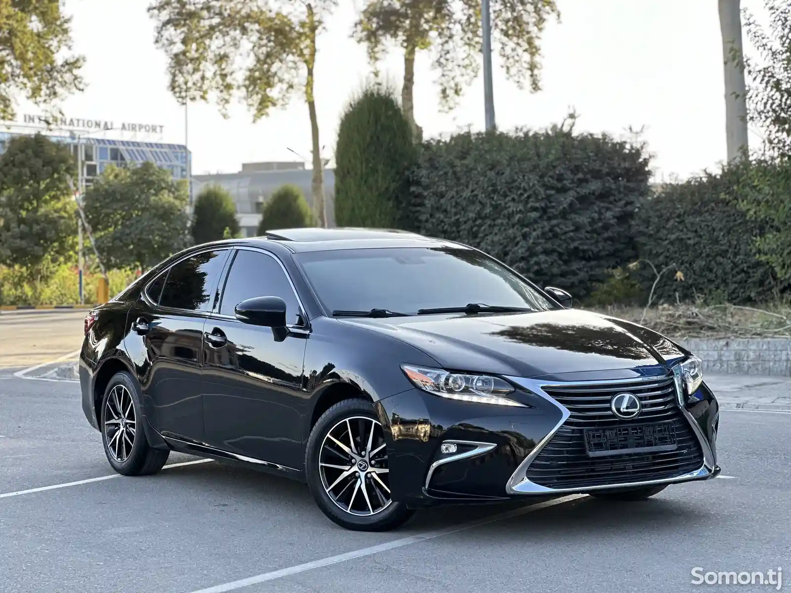 Lexus ES series, 2016-1