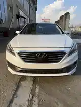 Hyundai Sonata, 2015-12