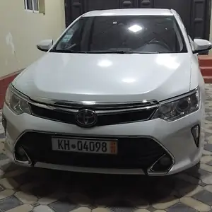 Toyota Camry, 2015