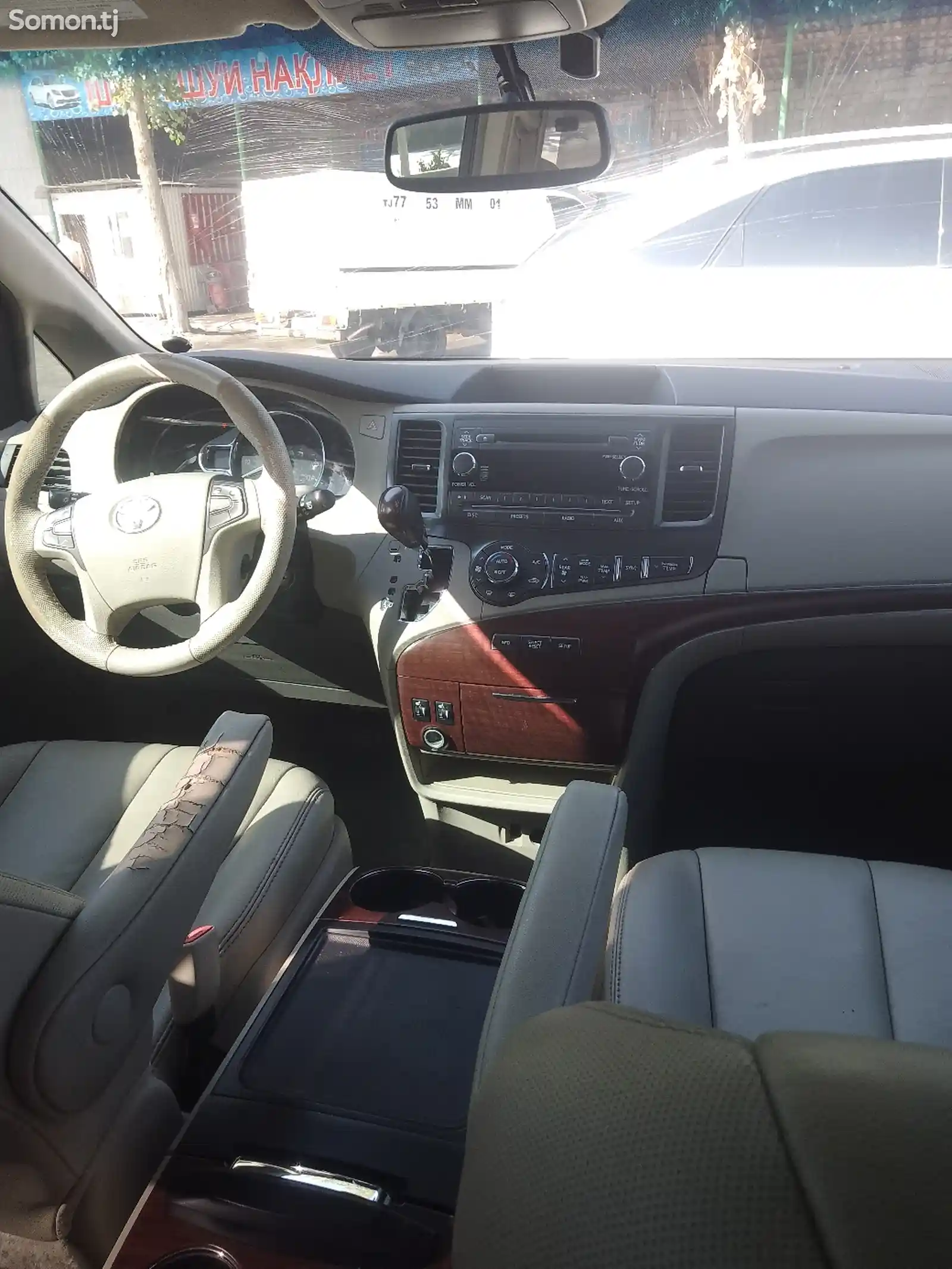 Toyota Sienna, 2014-3