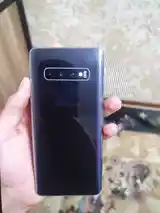 Samsung Galaxy S10+-2