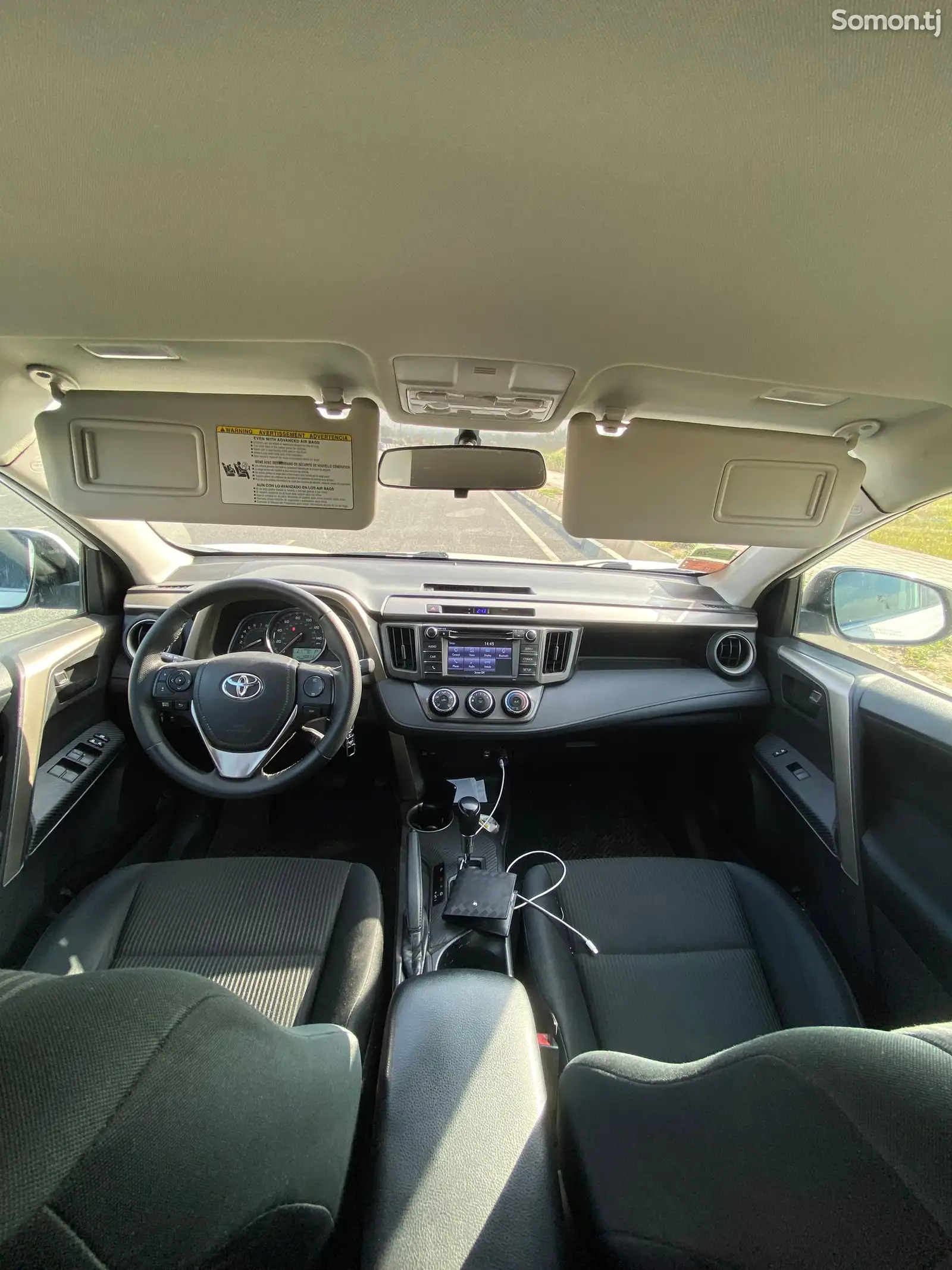 Toyota RAV 4, 2015-5