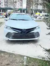 Toyota Camry, 2019-4