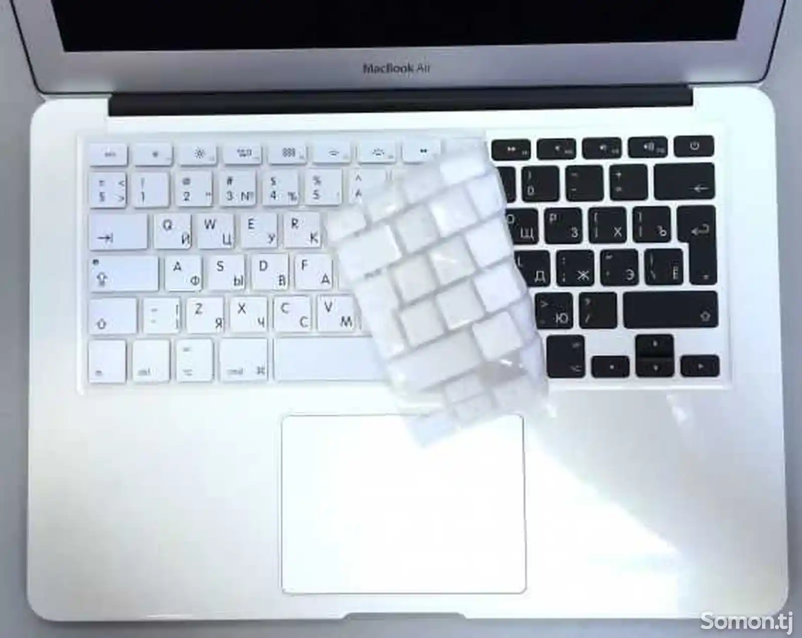 Силиконовая накладка на клавиатуру MacBook-3
