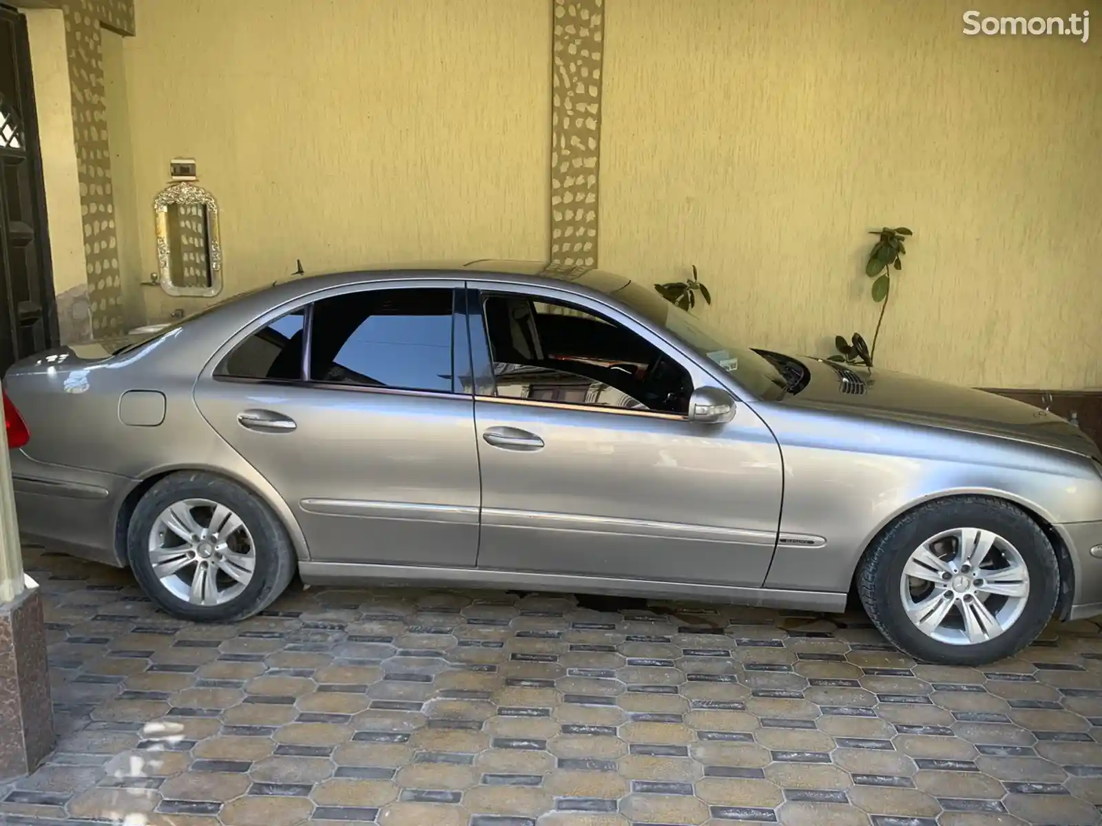 Mercedes-Benz E class, 2004-1