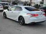 Toyota Camry, 2018-14