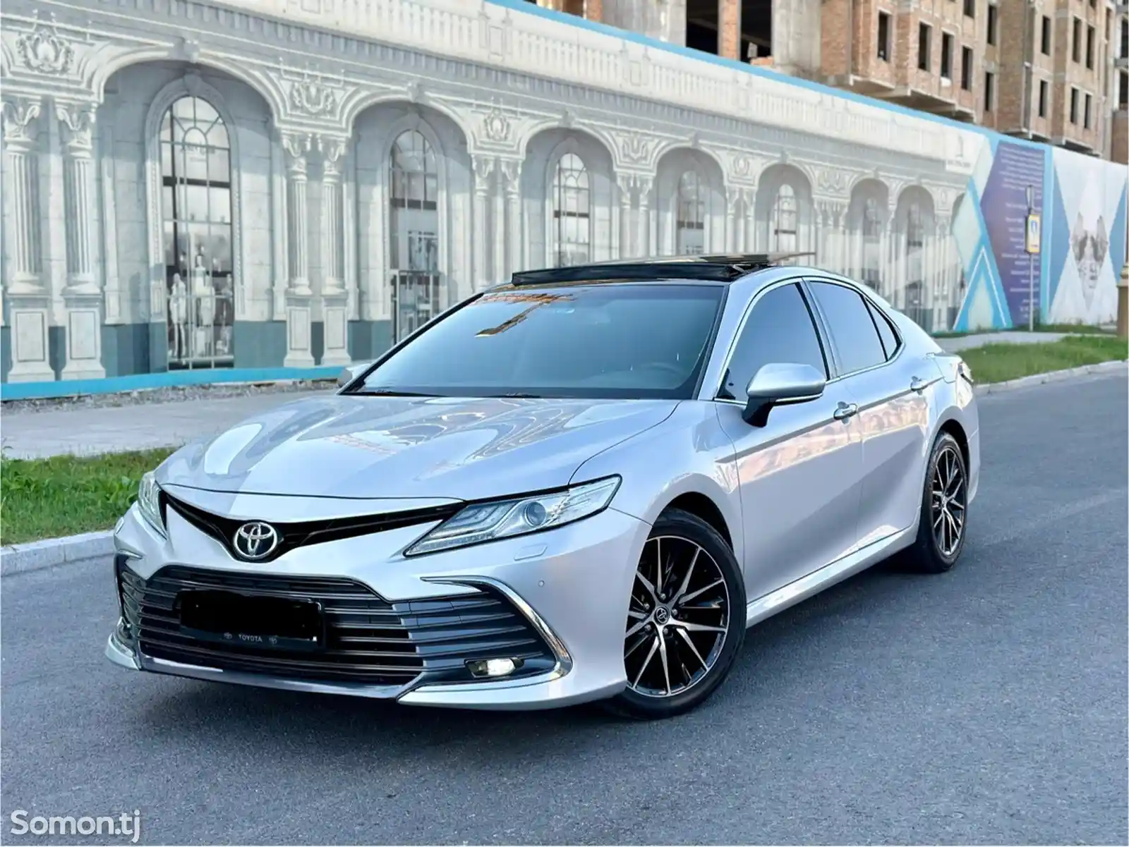 Toyota Camry, 2019-1