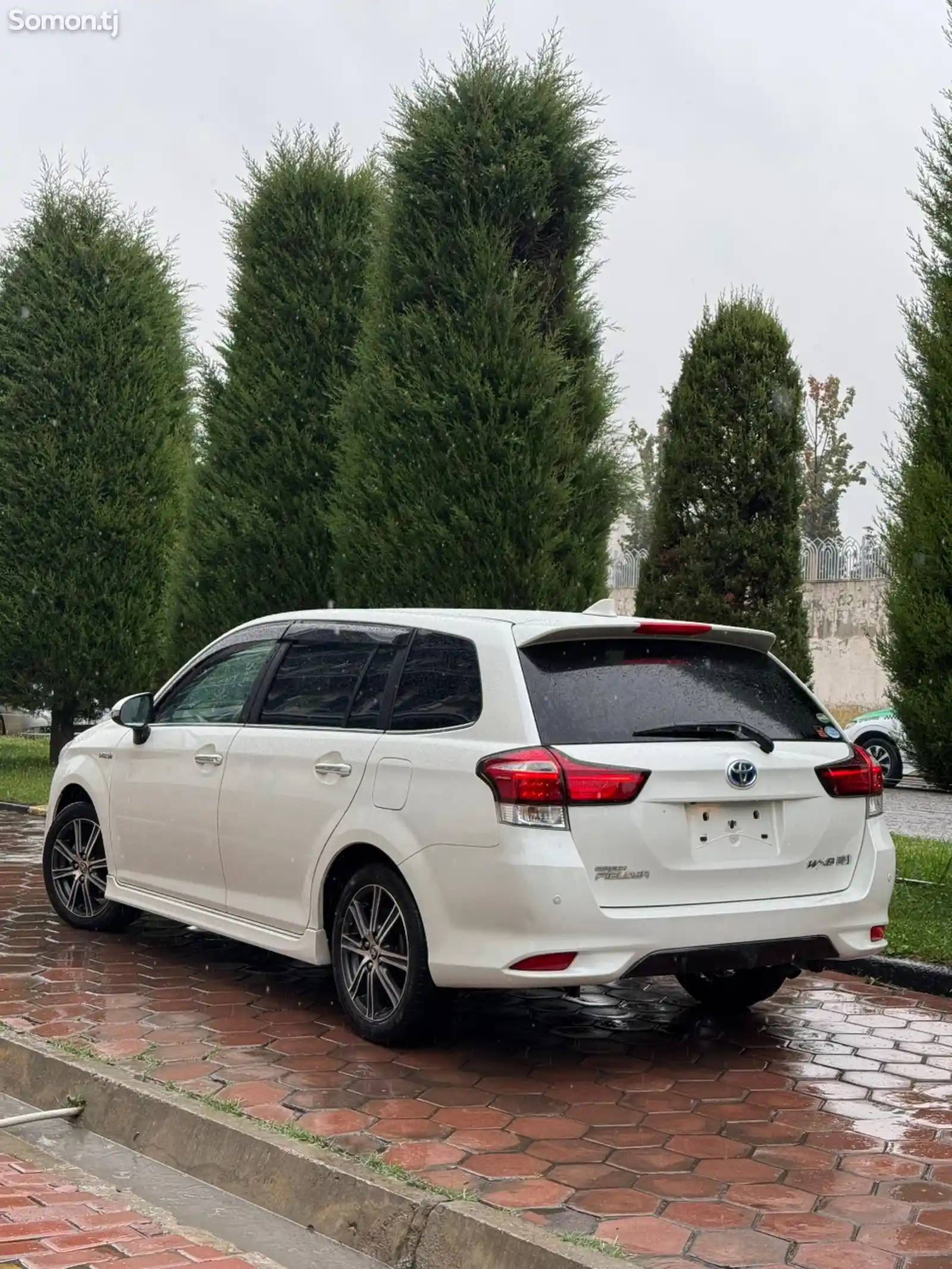 Toyota Fielder, 2015-1