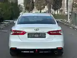 Toyota Camry, 2018-5