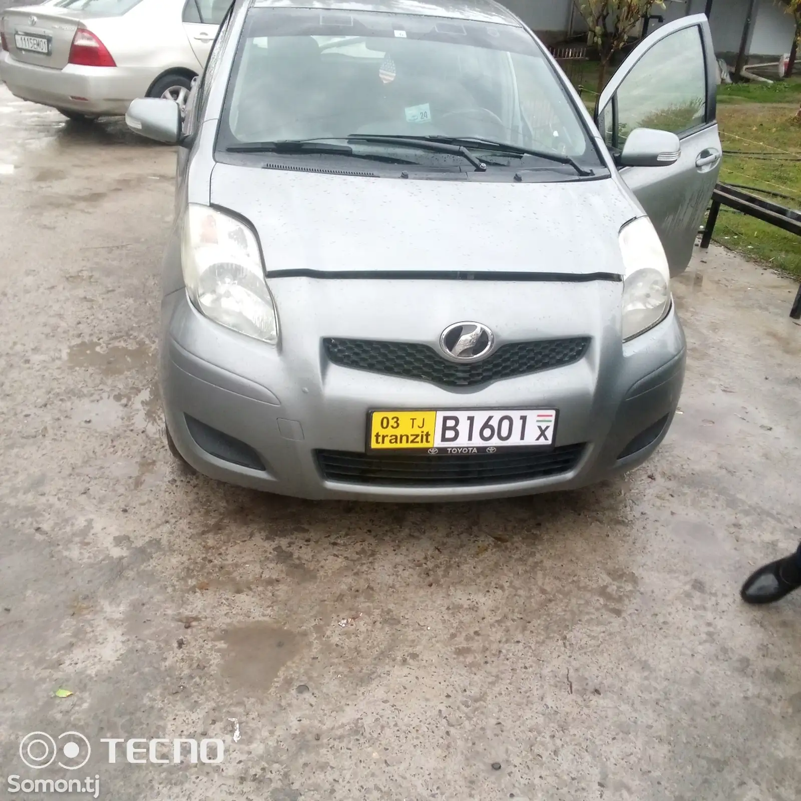 Toyota Vitz, 2008-1