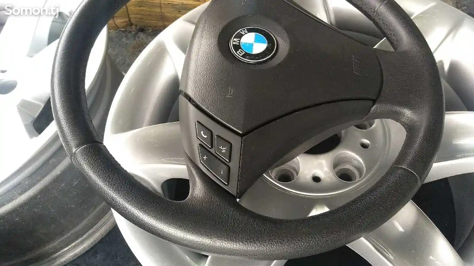Руль BMW e60-4