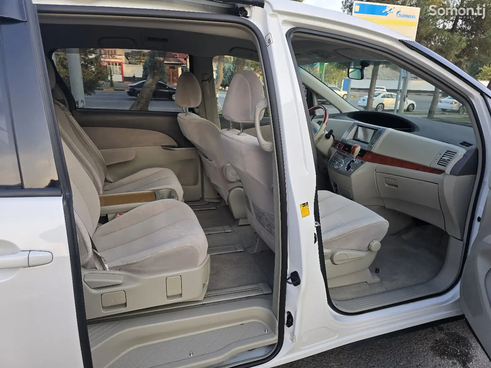 Toyota Estima, 2008-8